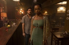 Σκηνή από την τηλεοπτική σειρά «Αόρατος Κόσμος» στο Netflix