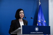 Η κυβερνητική εκπρόσωπος, Αριστοτελία Πελώνη