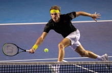 Στον τελικό του Mexican Open στο Ακαπούλκο, όπου θα παίξει με τον Α. Ζβέρεφ, προκρίθηκε ο Στέφανος Τσιτσιπάς, ο οποίος επικράτησε άνετα 2-0 σετ του Λορέντζο Μουσέτι