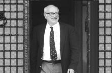 Θάνος Βερέμης