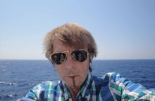 Ο δημοσιογράφος Άρης Σκιαδόπουλος