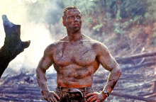 Ο Άρνολντ Σβαρτσενέγκερ στην ταινία «Predator»