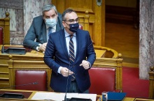 Βασίλης Κοντοζαμάνης