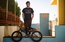 Γιώργος Νταβουτιάν