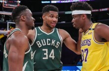 Ο Γιάννης, ο Θανάσης και ο Κώστας Αντετοκούνμπο