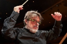 Ο συνθέτης Δημήτρης Παπαδημητρίου