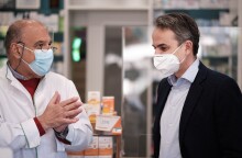  Επίσκεψη Κυριάκου Μητσοτάκη σε φαρμακείο το Σάββατο 