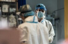 Κορωνοϊός: Ιατρικό προσωπικό στο νοσοκομείο «Ευαγγελισμός»