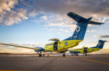 Τα δύο αεροσκάφη «Beechcraft King Air 350», που έκανε δωρεά στο ΕΚΑΒ το Ίδρυμα Σταύρος Νιάρχος