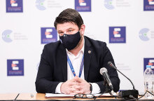 Νίκος Χαρδαλιάς