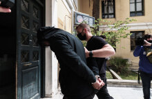 Επίθεση με καυστικό υγρό στην Κυψέλη - Ο 25χρονος που κατηγορείται για την υπόθεση, οδηγήθηκε στον εισαγγελέα