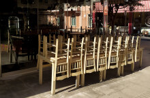 Κλειστό κατάστημα εστίασης (ΦΩΤΟ ΑΡΧΕΙΟΥ) - Μηδενικά ενοίκια για τις κλειστές επιχειρήσεις με κρατική εντολή και τον μήνα Απρίλιο, σύμφωνα με τροπολογία στη Βουλή