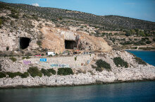 Οι «Τρύπες Καραμανλή» στην Παραλιακή - Ξανά στην κυκλοφορία και τα δύο ρεύματα το Σάββατο (24/4)