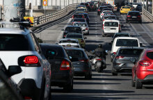 Οχήματα σε δρόμο της Αθήνας