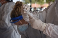 Κλιμάκια του ΕΟΔΥ πραγματοποιούν rapid tests