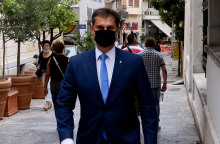 ΧΑΡΗΣ ΘΕΟΧΑΡΗΣ