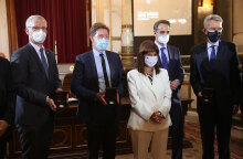 Διεθνές βραβείο Lord Byron 2021: Η Πρόεδρος της Δημοκρατίας Κατερίνα Σακελλαροπούλου, ο πρωθυπουργός Κυριάκος Μητσοτάκης και οι πρέσβεις των ΗΠΑ, της Γαλλίας και της Ελβετίας, Geoffrey Pyatt, Nicolas Croizer και Olaf Kjelsen