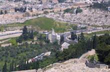 Ιεροσόλυμα - Πανοραμική άποψη της πόλης όπου διακρίνεται ο Τάφος της Παναγίας, ο κήπος της Γεσθημανή και το Όρος των Ελαίων
