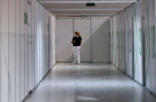 Εμβολιαστικό κέντρο για τον κορωνοϊό - Ο ΕΟΔΥ ανακοίνωσε το Μεγάλο Σάββατο (01/05) τα νέα κρούσματα κορωνοϊού