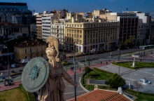 Lockdown: Αλλαγές θα υπάρξουν από σήμερα, Δευτέρα του Πάσχα στο ωράριο απαγόρευσης της κυκλοφορίας.  Αναλυτικά τα νέα δεδομένα στους κωδικούς μετακίνησης.