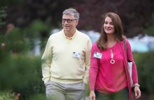 Μετά από 27 χρόνια γάμου, ο δισεκατομμυριούχος ιδρυτής της Microsoft Μπιλ Γκέιτς και η σύζυγός του Μελίντα ανακοίνωσαν τον χωρισμό τους.