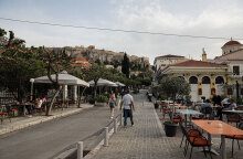 Αττική: Ανοικτά καφέ και εστιατόρια στην Πλάκα - Ο ΕΟΔΥ ανακοίνωσε την Πέμπτη 6 Μαΐου 2021 τα νέα κρούσματα κορωνοϊού