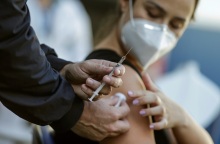 Εμβόλιο Pfizer/BioNtech 