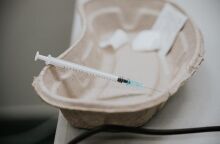 Σύριγγα εμβολίου