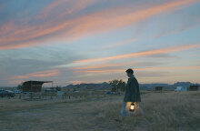 Η ηθοποιός Φράνσις ΜακΝτόρμαντ στην ταινία Nomadland