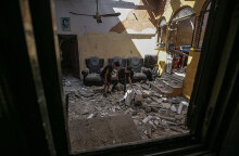 Βομβαρδισμένο τοπίο στη Λωρίδα της Γάζας μετά την αεροπορική επιδρομή από ισραηλινά μαχητικά - Σε ισχύ η εκεχειρία στην Παλαιστίνη