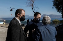 Επίσκεψη κυβερνητικού κλιμακίου στις πληγείσες από την πυρκαγιά περιοχές στο νομό Κορινθίας