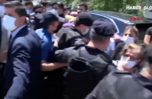 Επίθεση στην αυτοκινητοπομπή του Εκρέμ Ιμάμογλου