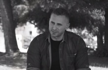 Έγκλημα στα Γλυκά Νερά: Ο αστυνομικός που έβγαλε το παιδί από το σπίτι 