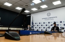 Η ενημέρωση των διαπιστευμένων συντακτών για το Εθνικό Σχέδιο εμβολιαστικής κάλυψης για τη νόσο COVID-19