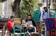 Κύπρος: Τέλος στην απαγόρευση κυκλοφορίας - Επαναλειτουργία των νυχτερινών κέντρων