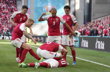 Ο Κρίστινα Έρικσεν έχει καταρρεύσει στον αγώνα Δανία - Φινλανδία για το EURO 2020, με τους συμπαίκτες του να σπεύδουν να τον βοηθήσουν