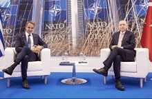 O Έλληνας Πρωθυπουργός Κυριάκος Μητσοτάκης με τον Τούρκο Πρόεδρο Ρετζέπ Ταγίπ Ερντογάν©ΑΠΕ-ΜΠΕ