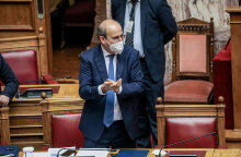 Κωστής Χατζηδάκης στη Βουλή μετά την ολοκλήρωση της συζήτησης για το εργασιακό νομοσχέδιο