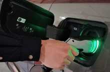 «Πράσινος» στόλος οχημάτων με το μεγαλύτερο δίκτυο ηλεκτρικής φόρτισης για τη Vodafone Ελλάδας