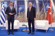 Συνάντηση του Κυριάκου Μητσοτάκη με τον Ρετζέπ Ταγίπ Ερντογάν στο περιθώριο της Συνόδου Κορυφής του ΝΑΤΟ 