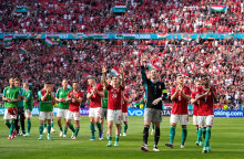 Οι παίκτες της Ουγγαρίας μετά την ισοπαλία με τη Γαλλία για το Euro 2021