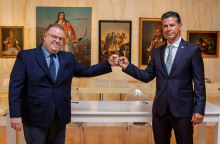 Γιώργος Τσαπρούνης, Διευθυντής Επικοινωνίας της WIND Ελλάς - Χάρης Σιαμπάνης, Διευθύνων Σύμβουλος του Μουσείου Μπενάκη 