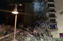 Κατέρρευσε τμήμα πολυώροφου κτιρίου στο Μαϊάμι Μπιτς