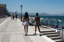 ΠΑΡΑΛΙΑ ΛΟΥΤΡΑΚΙΟΥ