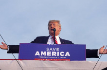 Ντόναλντ Τραμπ