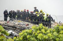 Συνεχίζονται οι έρευνες για τον εντοπισμό επιζώντων στα συντρίμμια της πολυκατοικίας στη Φλόριντα