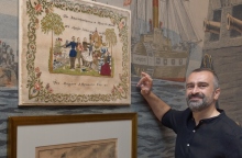 Ο Γιώργης Μαγγίνης, επιστημονικός διευθυντής του Μουσείου Μπενάκη