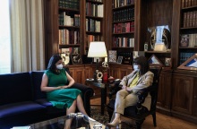 Η Πρόεδρος της Δημοκρατίας, Κατερίνα Σακελλαροπούλου, υποδέχθηκε την υπουργό Παιδείας, Νίκη Κεραμέως