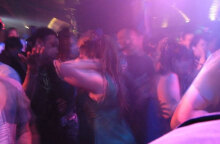 Τέλος οι όρθιοι σε κλαμπ και μπαρ από την Πέμπτη 8 Ιουλίου 2021 ανακοίνωσε ο Νίκος Χαρδαλιάς, καθώς ενεργοποιούνται νέα μέτρα