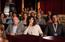 Οι Γουάλας Σον, Τζίνα Γκέρσον, Λουί Γκαρέ στην ταινία «Το Φεστιβάλ του Ρίφκιν»